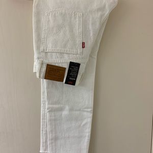 Never Worn Wedgie Icon Cut White Levi’s